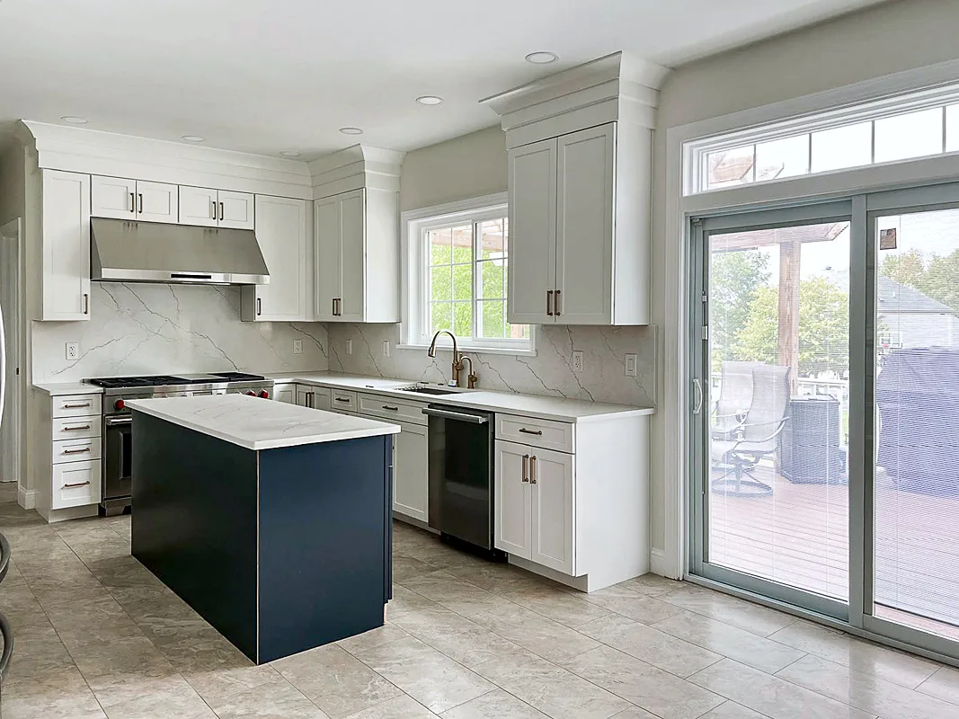 Luxury Two-Tone Kitchen